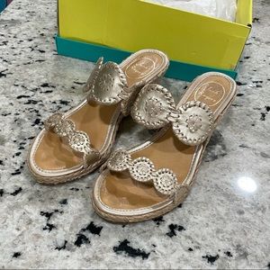 Jack Rogers Shelby Wedge Platinum Size 8.5